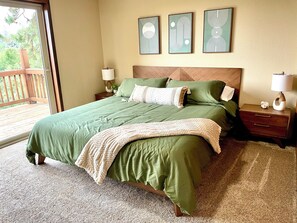 4 bedrooms, iron/ironing board, travel cot, WiFi