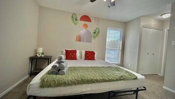 2 bedrooms, iron/ironing board, WiFi, bed sheets