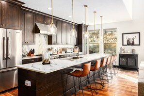 Fridge, microwave, oven, stovetop - Gorgeous Mountain Retreat, Private Hot Tub, Common Pool, Amenities Galore! (Kamas)