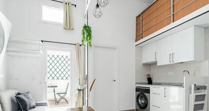 Madrid Villaverde VII - Apartament with patio, AC