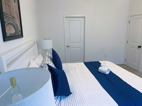 Magic Kingdom Lodgings - Image 34