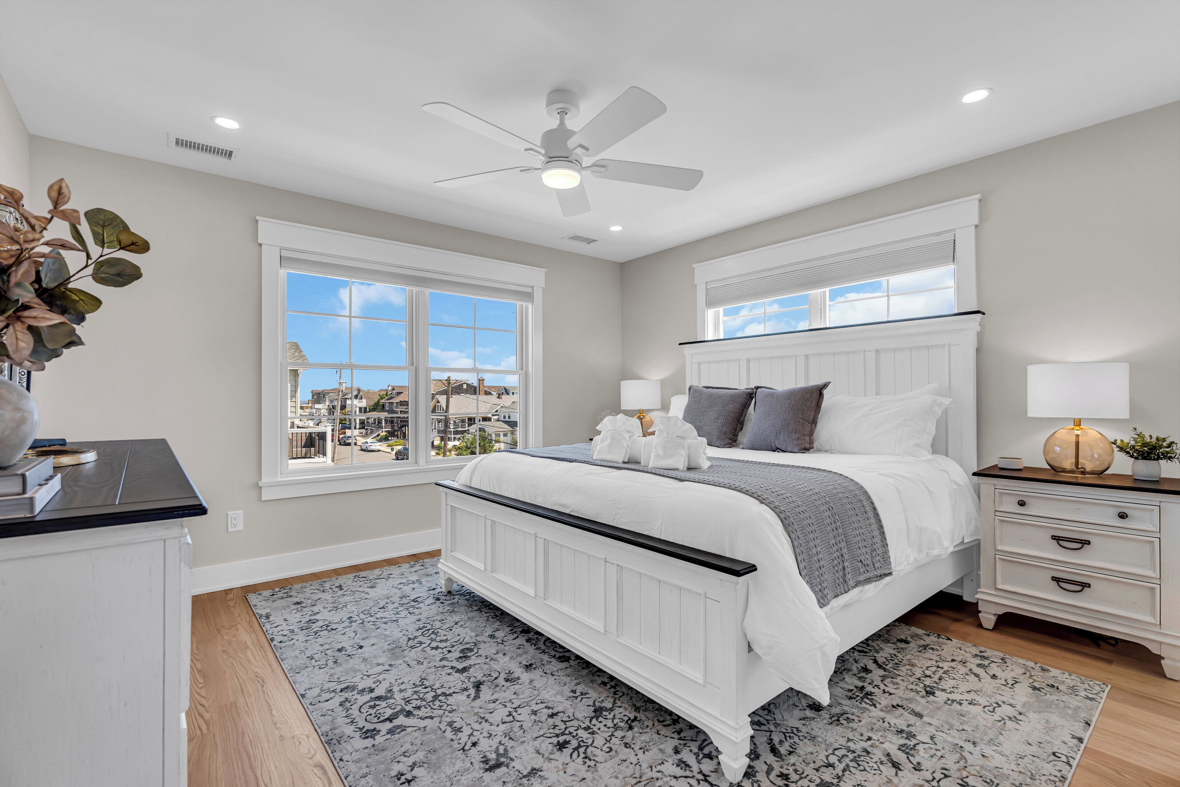 4 bedrooms, iron/ironing board, travel crib, free WiFi