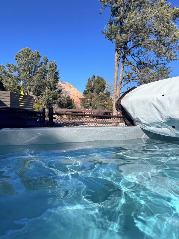 Outdoor spa tub - Hanging in Sedona, Hot Tub, Heated Pool, Trail Access! (Sedona)