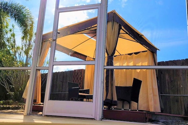 Et oppvarmet basseng