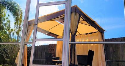 Spacious 4-bedroom house in tranquil Vero Beach with AC, WiFi