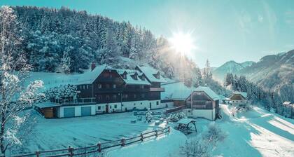 Kirschbaum by Interhome