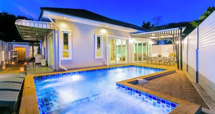 Smooth as Silk Gorgeous 3-Bedroom Pool Villa Just a Stone's Throw from the Beach