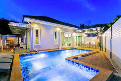 Smooth as Silk Gorgeous 3-Bedroom Pool Villa Just a Stone's Throw from the Beach