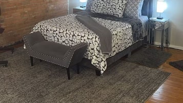 1 habitación, escritorio, tabla de planchar con plancha y wifi