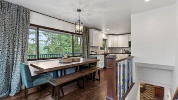 تناول الطعام