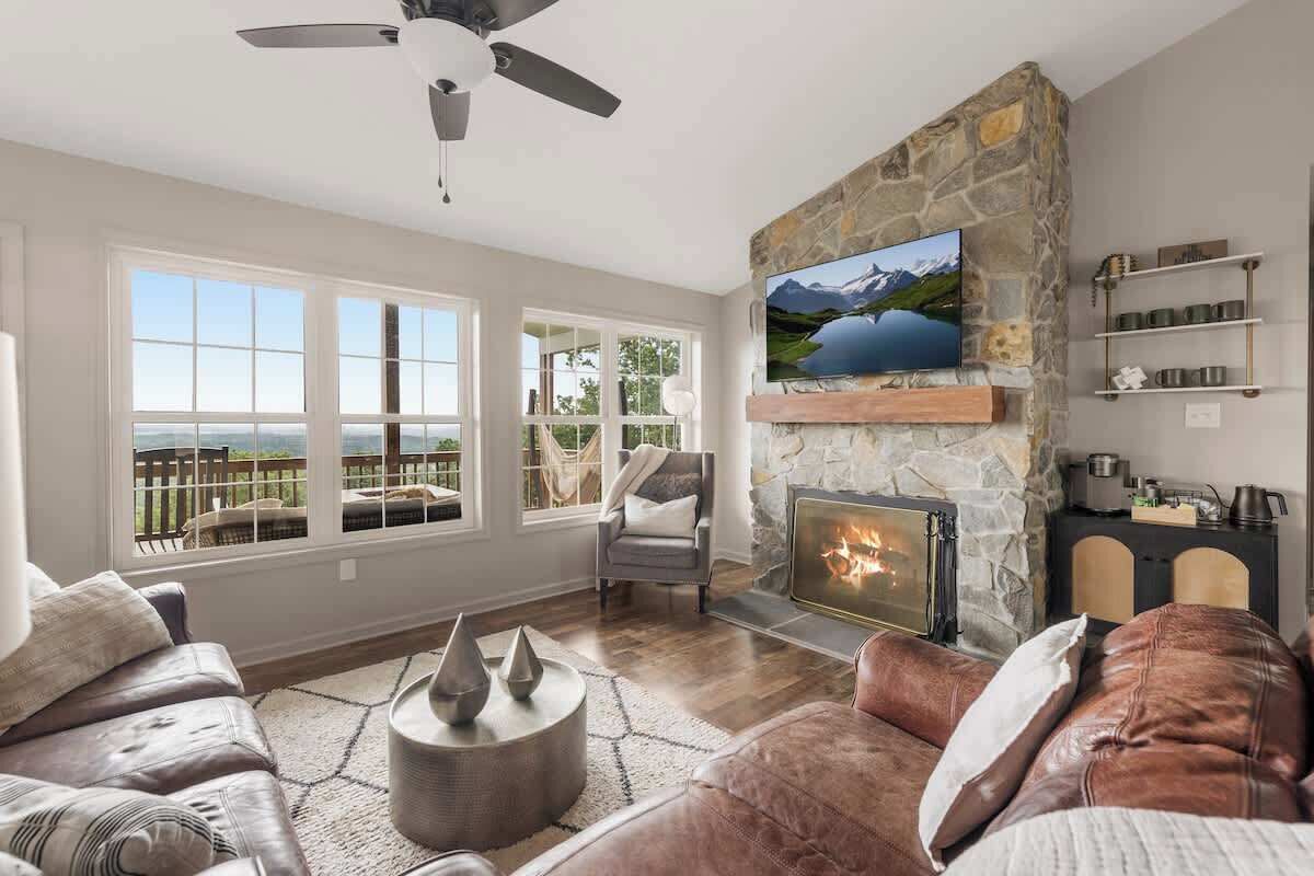 Smart TV, fireplace, offices