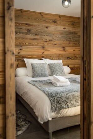 3 bedrooms