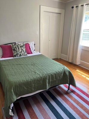 3 Schlafzimmer, Bügeleisen/Bügelbrett, WLAN, Bettwäsche