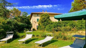 Property grounds - Secluded Umbrian Villa with Private Pool, Perfect for Nature Lovers (Terzo la Pieve Basso)