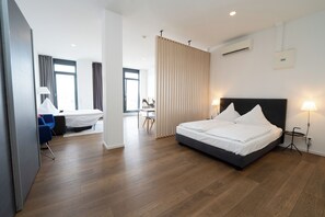 Apartamento panorâmico | Ferros/tábuas de passar roupa, Wi-Fi de cortesia, roupa de cama