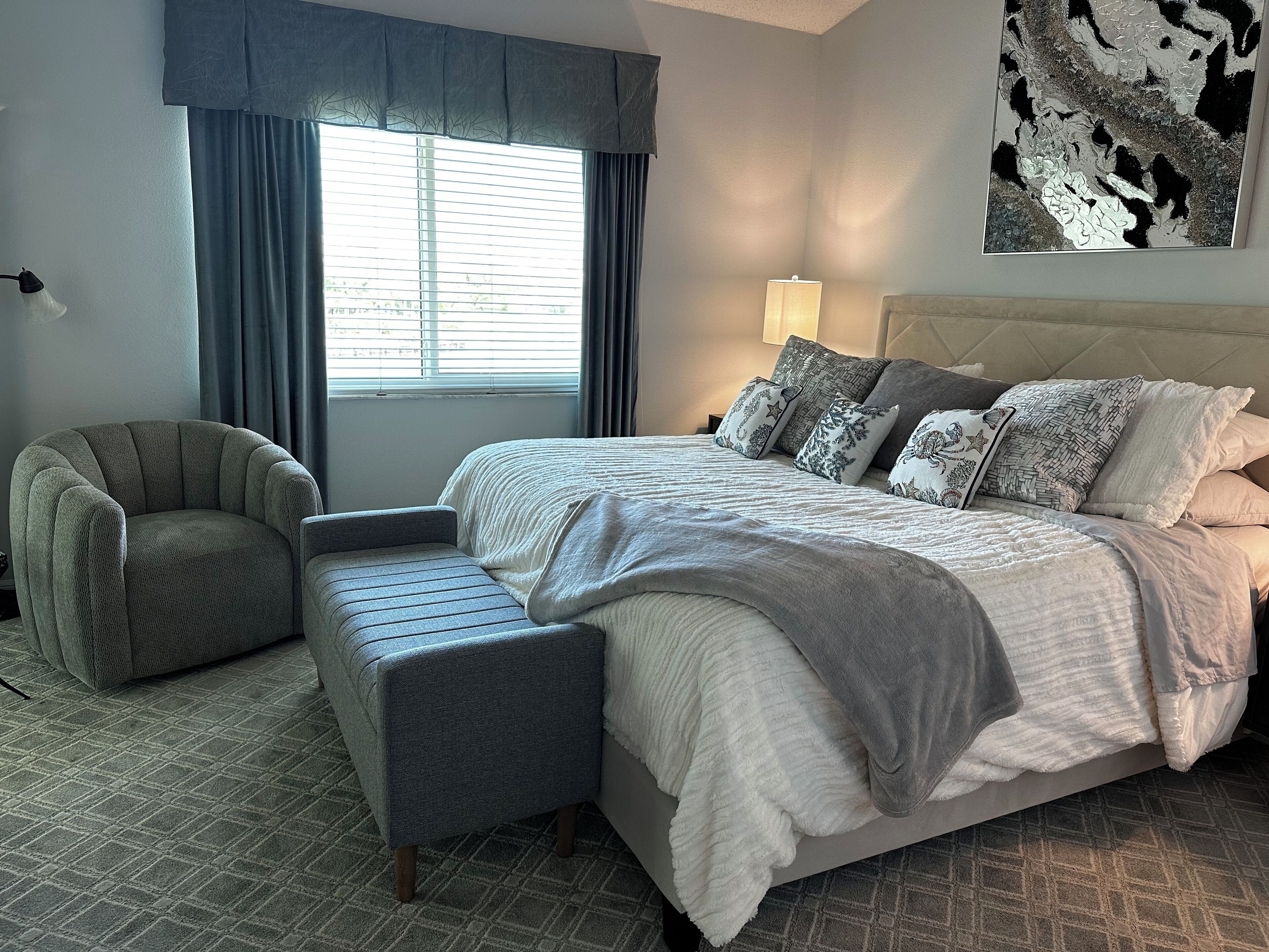 3 室のベッドルーム、アイロン / アイロン台、WiFi、ベッドシーツ