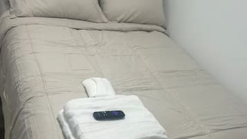 1 quarto, cofres nos quartos, acesso à internet, roupa de cama