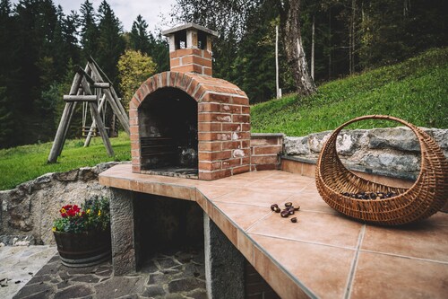 Gorenja Trebuša, Domačija Gačnik