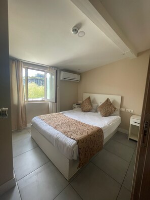 Standard Double or Twin Room | Minibar, in-room safe, free WiFi, bed sheets - Rota Star Hotel Beyoğlu (Istanbul)
