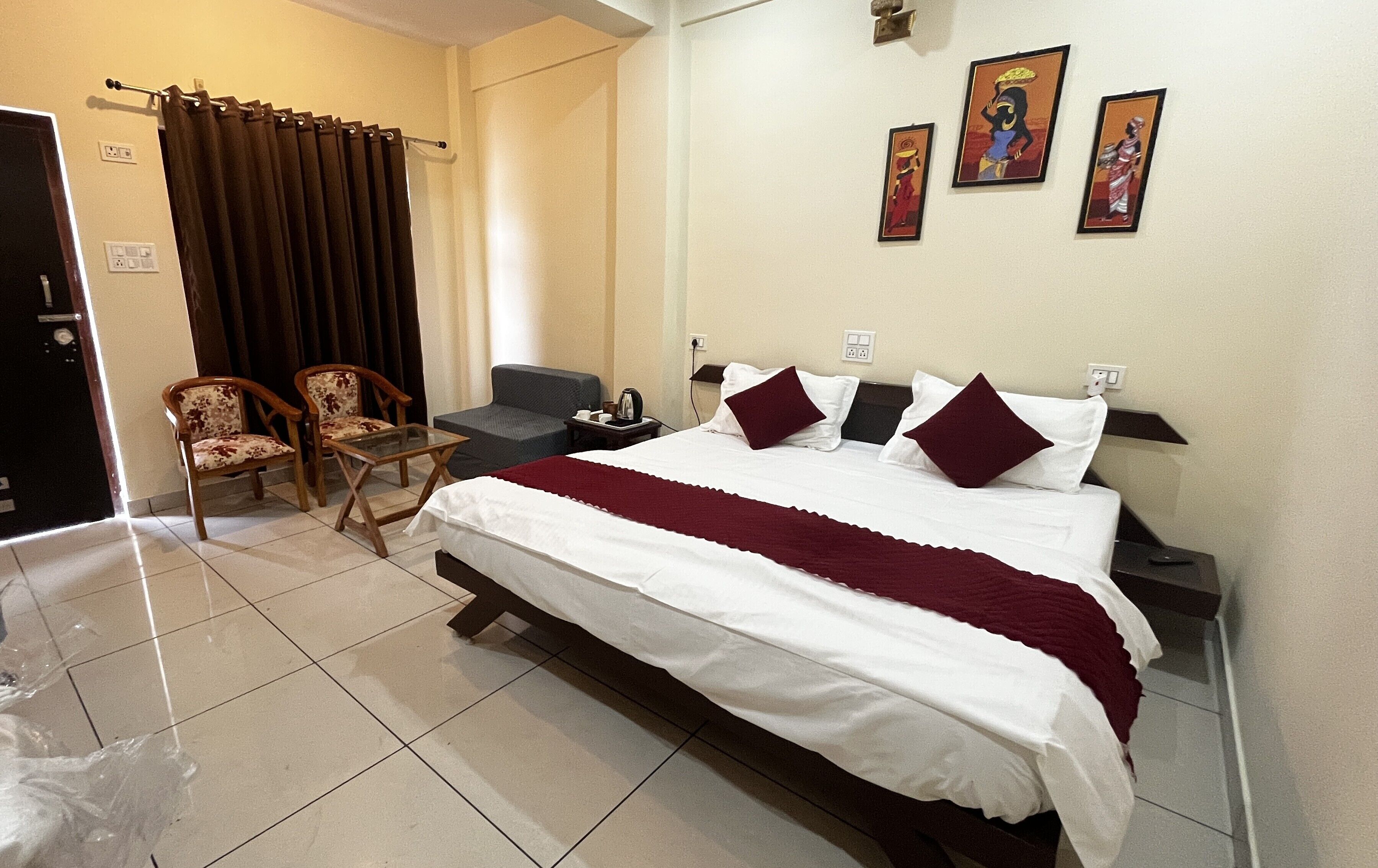 Camera Luxury, 1 letto king, terrazzo, vista fiume | Biancheria in cotone egiziano, biancheria da letto di alta qualità