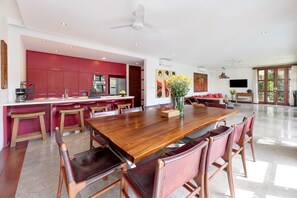Villa, 5 Bedrooms | In-room dining - Villa Amira Legian (Legian)