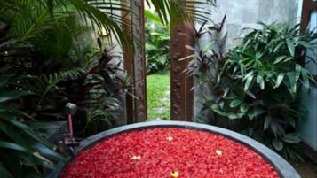 Villa, 5 slaapkamers | Badkamer