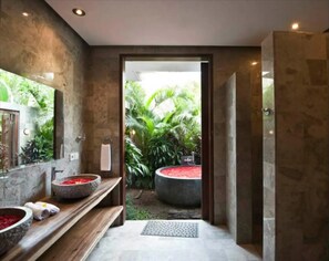 Villa, 5 Schlafzimmer | Badezimmer