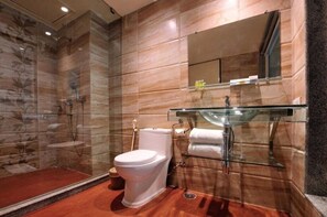 Premier Room, City View | Bathroom | Shower, free toiletries, slippers, towels