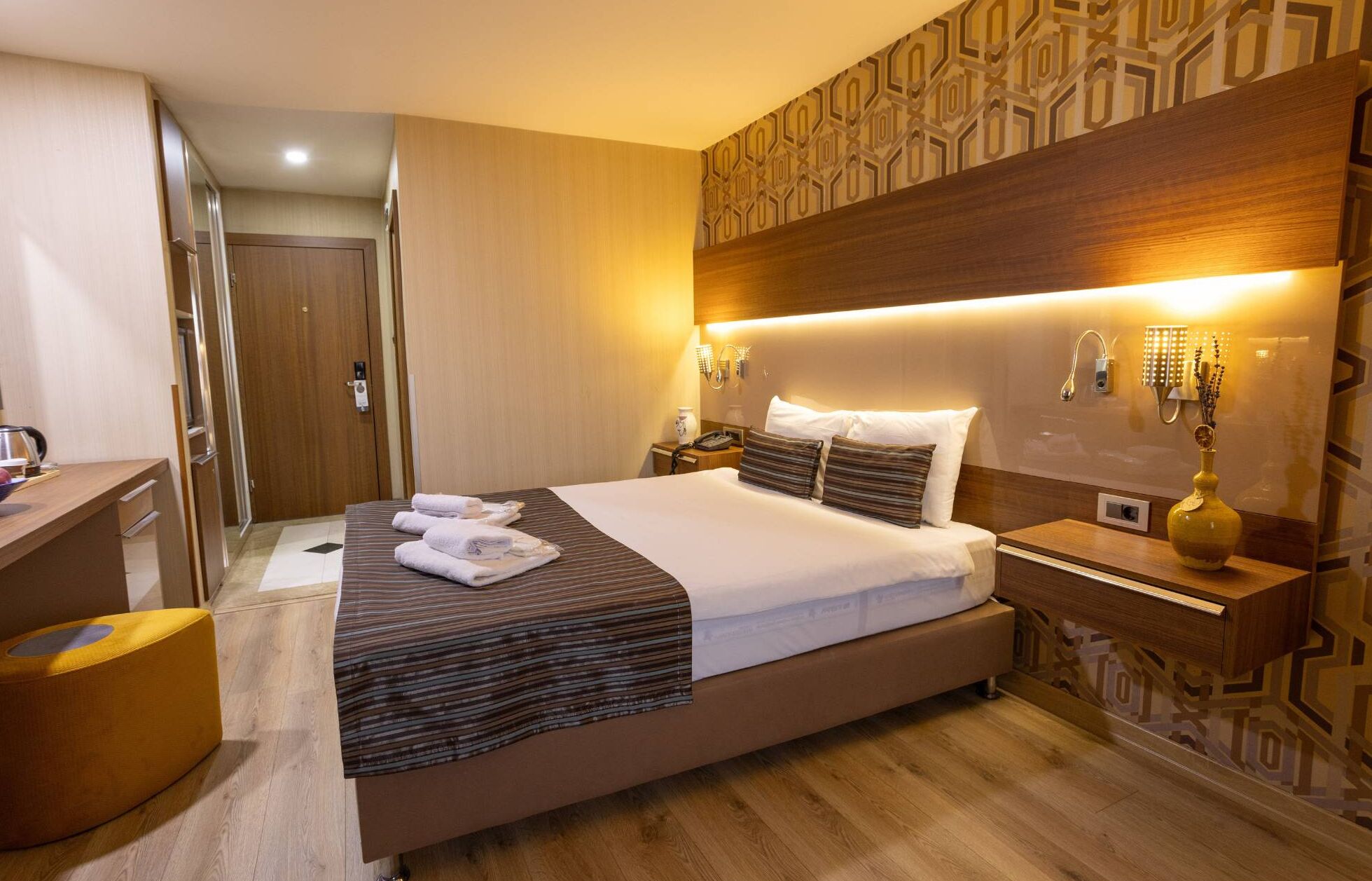 Coffres-forts dans les chambres, Wi-Fi gratuit