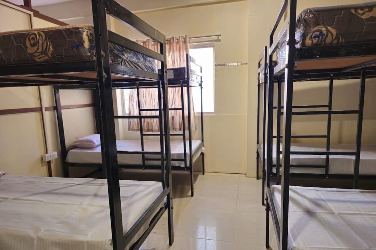 Traditional Room, City View