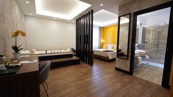 Exclusive Suite, 1 King Bed | 1 bedroom, in-room safe, desk, soundproofing