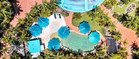 Piscine extérieure, piscine chauffée