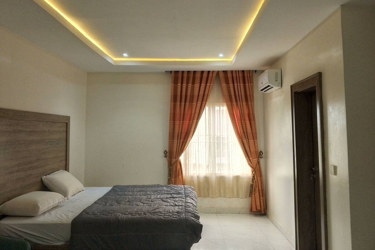 Rumah, pemandangan bukit | 3 kamar tidur, meja kerja, dan ruang kerja ramah laptop