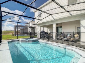 Outdoor pool, a heated pool, pool loungers - Ohana Gathering House (Davenport)