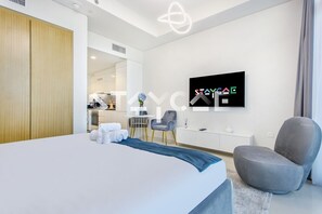 1 bedroom, iron/ironing board, free WiFi - Staycae Holiday Homes Cozy Studio Apartment, Aykon C (Marassi Drive)