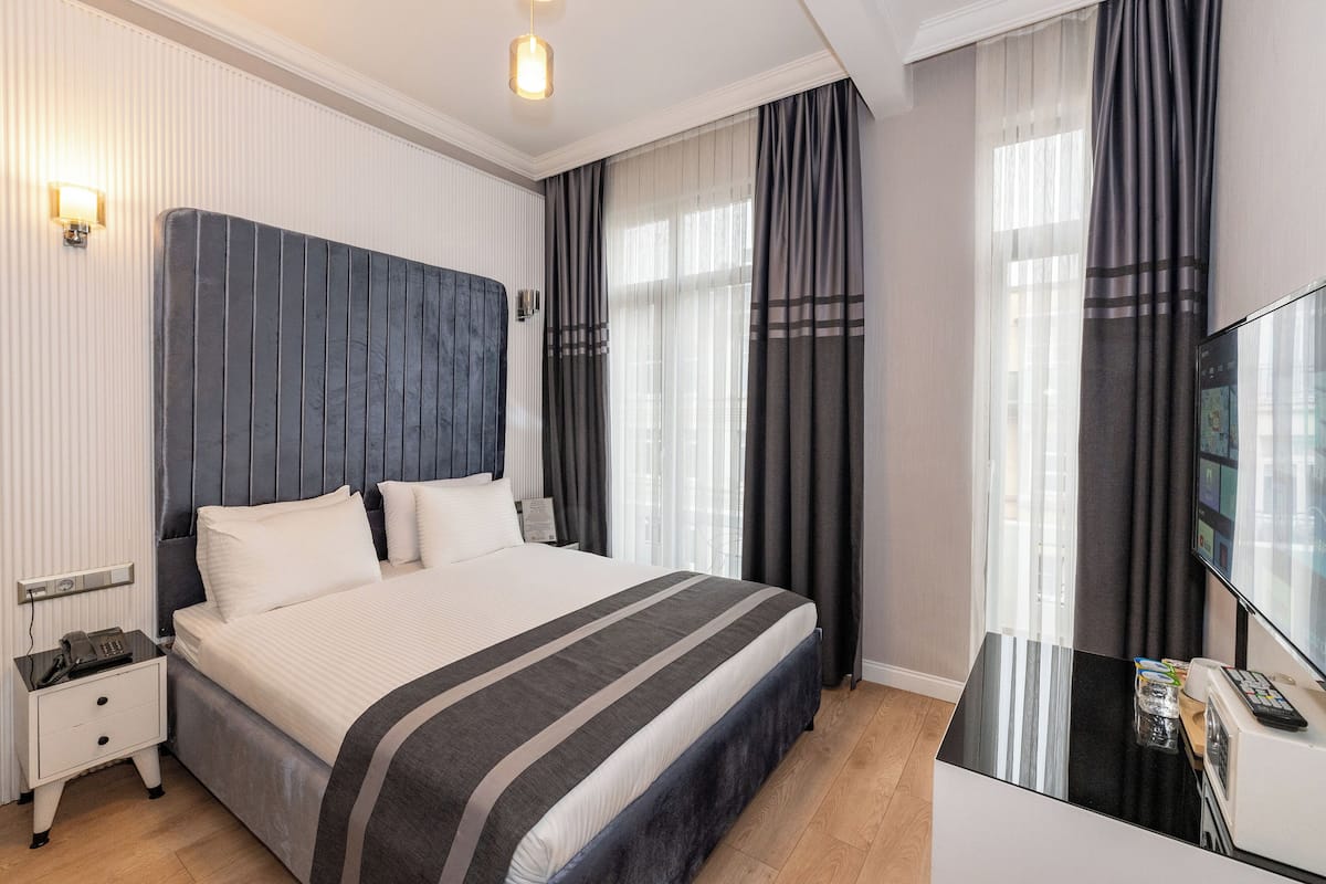 Big Double Room | Sábanas de algodón egipcio y ropa de cama de alta calidad