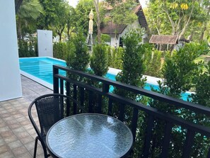 1 bedroom, minibar, desk, laptop workspace