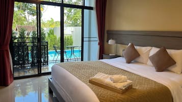 Deluxe Double Room, Pool Access
