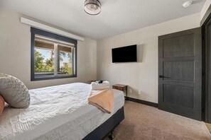 4 chambres, lit parapluie, Wi-Fi gratuit, draps fournis