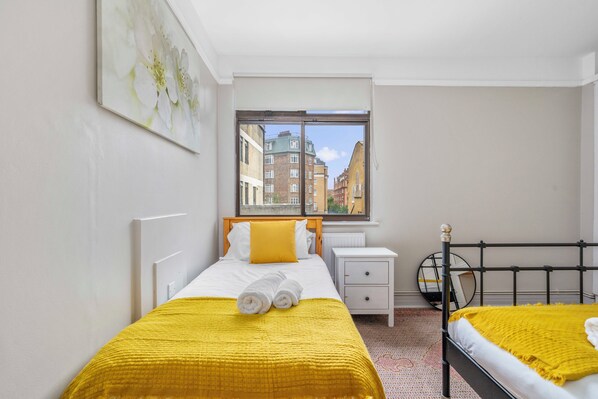 1 bedroom, WiFi, bed sheets