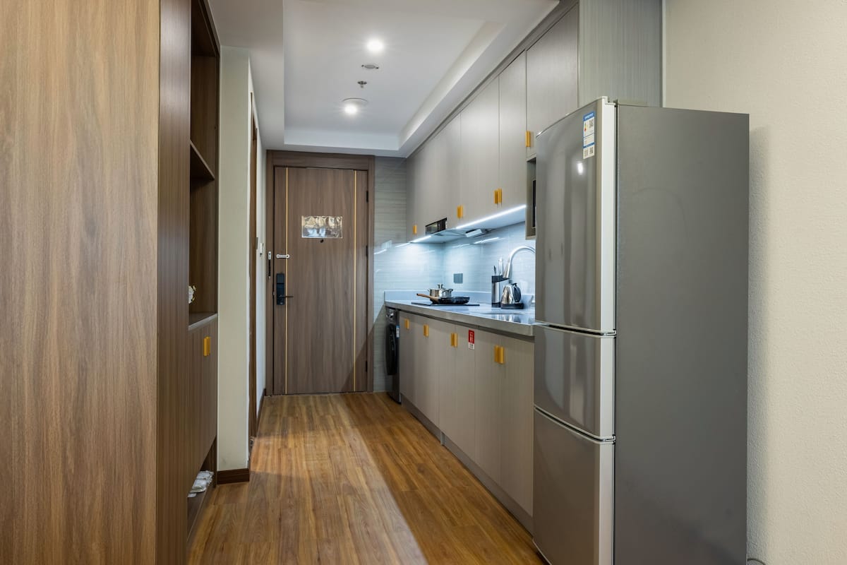 Fridge, electric kettle, griddle, eco-friendly cleaning products