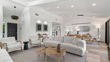 ุชููุฒููู ุฐููุ ู
ุฏูุฃุฉุ ู
ูุชุจ