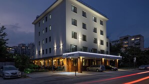 Front of property - Hotel Domenic (Plovdiv)