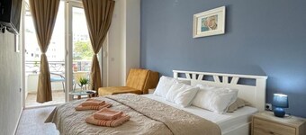 Room-blue Studio With Sea View