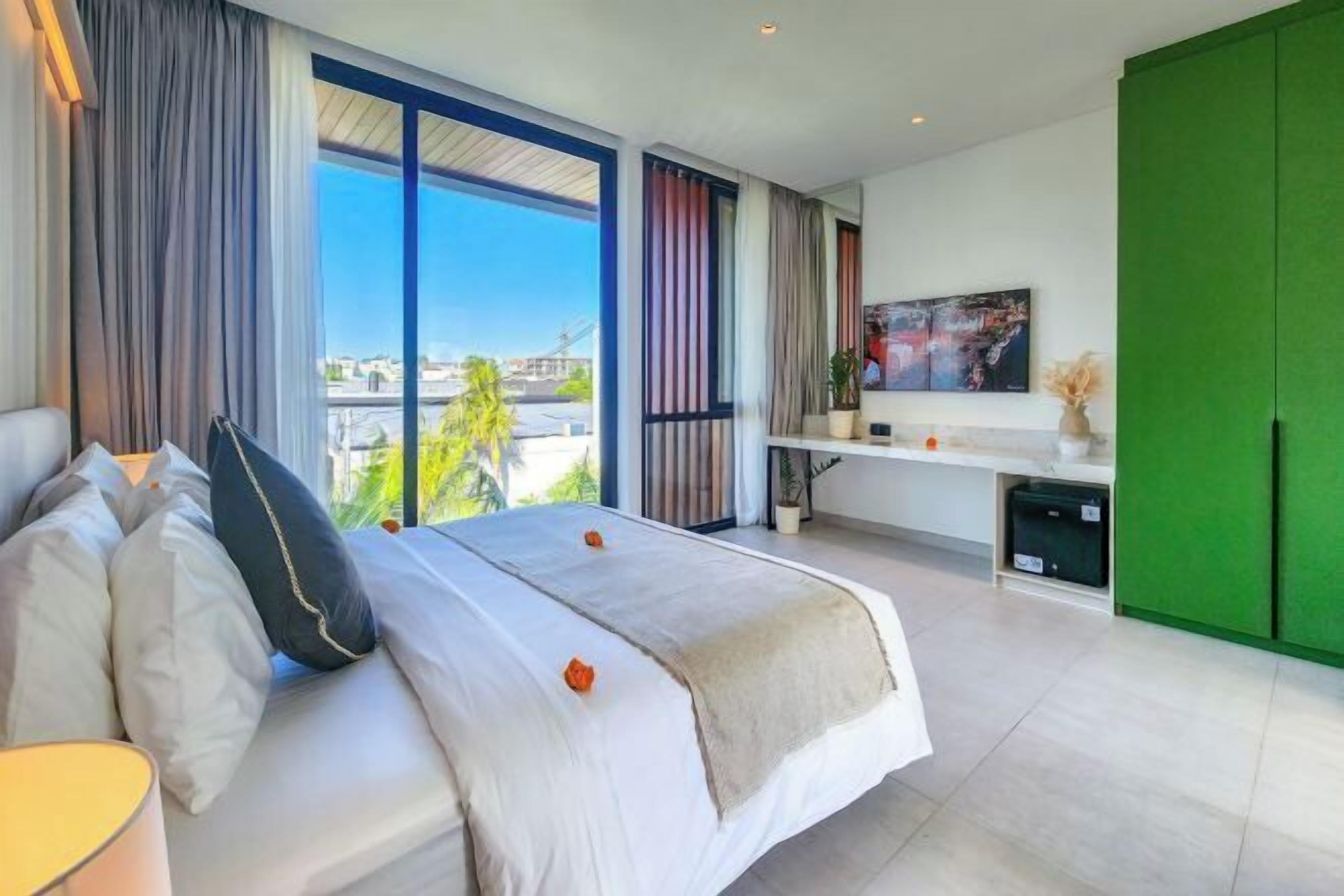 Ropa de cama de alta calidad, escritorio, wifi gratis y ropa de cama 