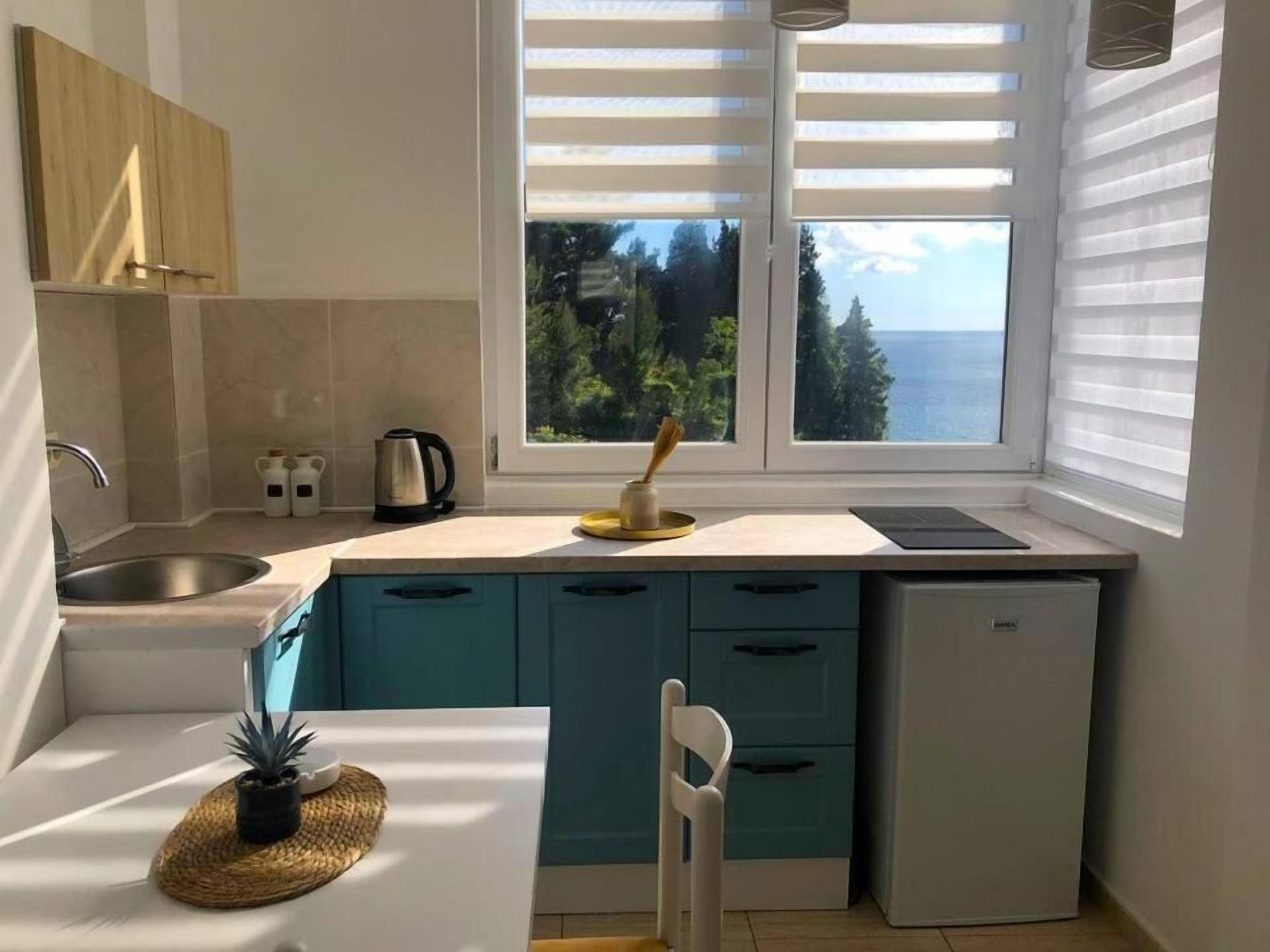 Room, 1 Bedroom, Smoking, Balcony | Interior