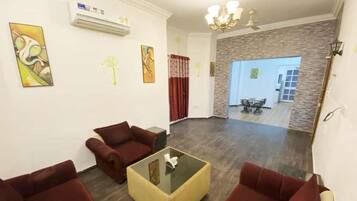 Deluxe Villa 3 BHK | Living area