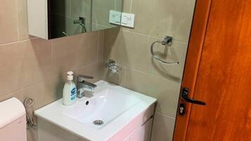 Room, 1 Bedroom, Smoking, Balcony | Bathroom