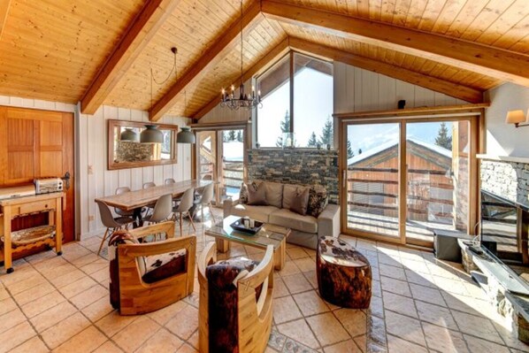 TV, fireplace, DVD player, books - A Scandinavian style luxury in the heart of Verbier (Val de Bagnes)