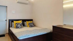 Lake Vibe - 3BHK Villa | WiFi (free), bed sheets - Wandr Lonavala Man (Mawal)